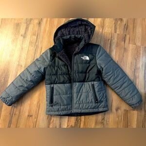 THE NORTH FACE Reversible Mount Chimborazo Jacket - Boys size 10